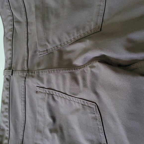 Slim Fit black stretch pant jeans. Size 32 X 30. By Benton performance. - Picture 5 of 7